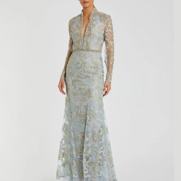 Still available! NWT Mac Duggal Long Sleeve V-Neck Gown 10 Powder Blue #8257 - Picture 2 of 2